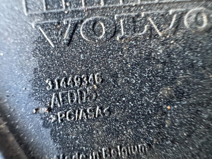 Volvo X40 2.0 B4 Front bumper Tow Eye Cover 31449346 Grey 2016-2021