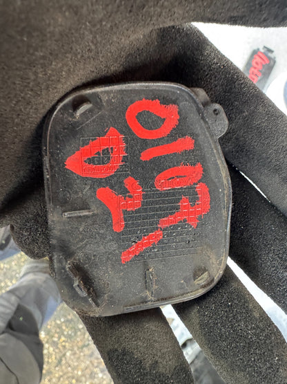 Volvo X40 2.0 B4 Front bumper Tow Eye Cover 31449346 Grey 2016-2021