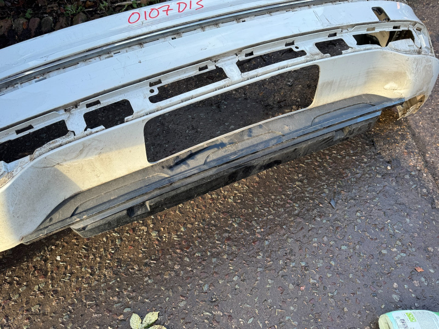 VW VOLKSWAGEN TIGUAN R-LINE 2016-ON REAR BUMPER 5NA807417 WHITE