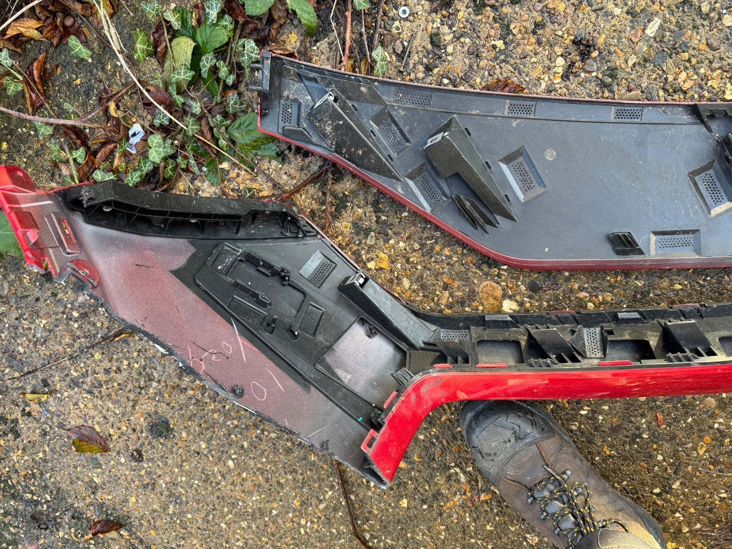 Lotus Eletre Front bumper SUB STRUCTURE/BRACKET ONLY 8890511603