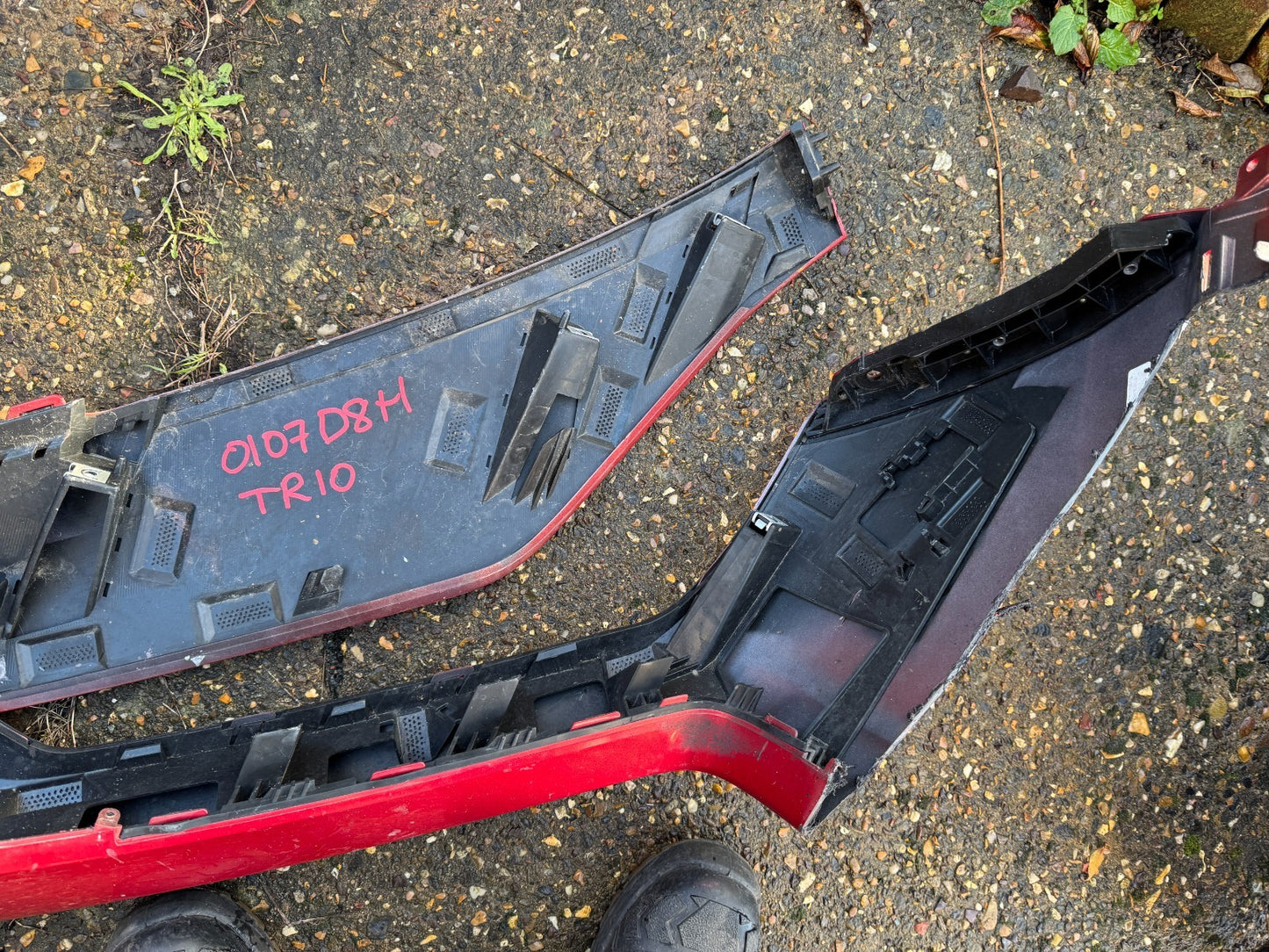 Lotus Eletre Front bumper SUB STRUCTURE/BRACKET ONLY 8890511603