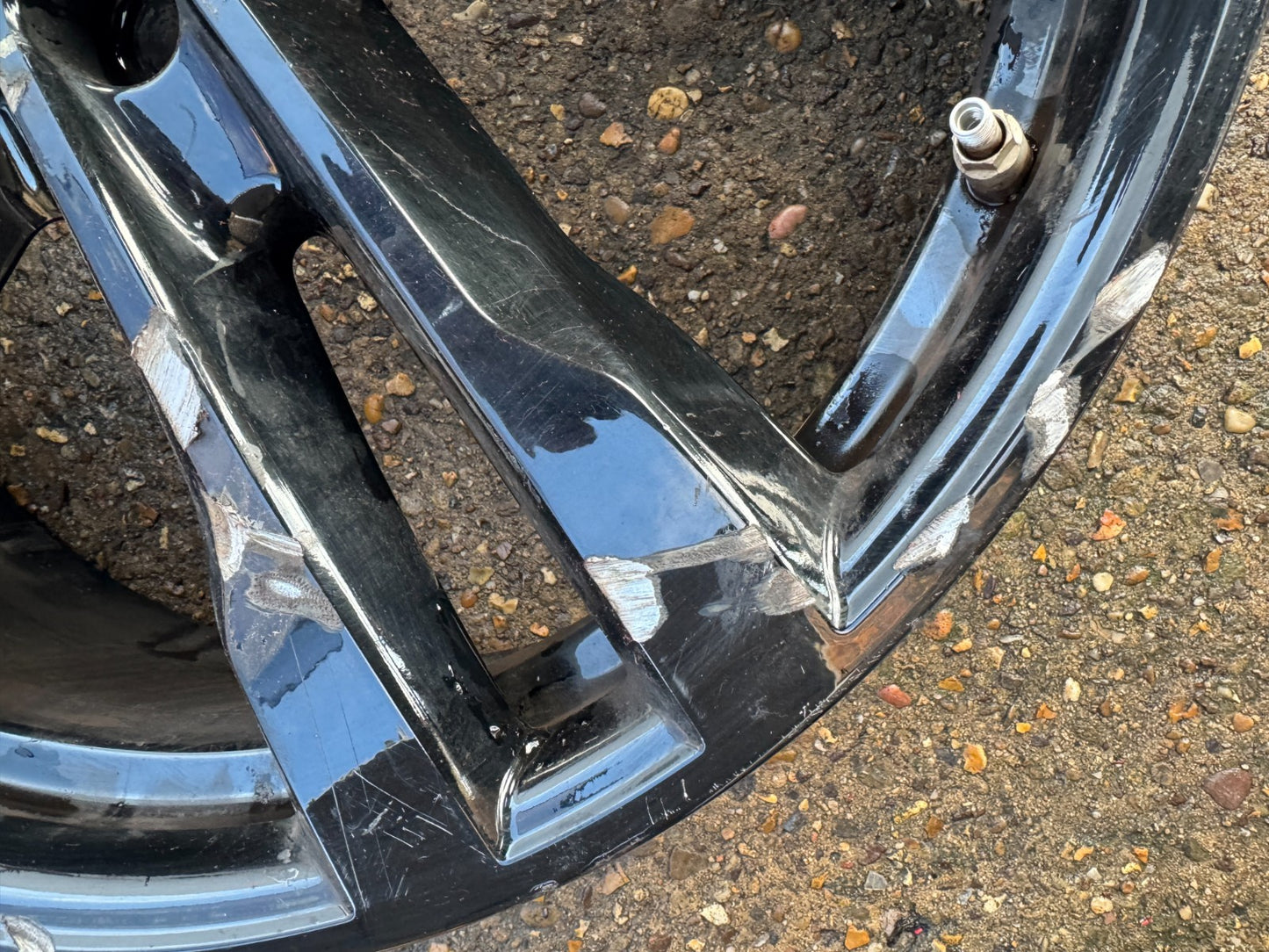 BMW I3s 431M ALLOY WHEEL 20" 6J 6888011 BADLY DEEPLY SCRATCHED