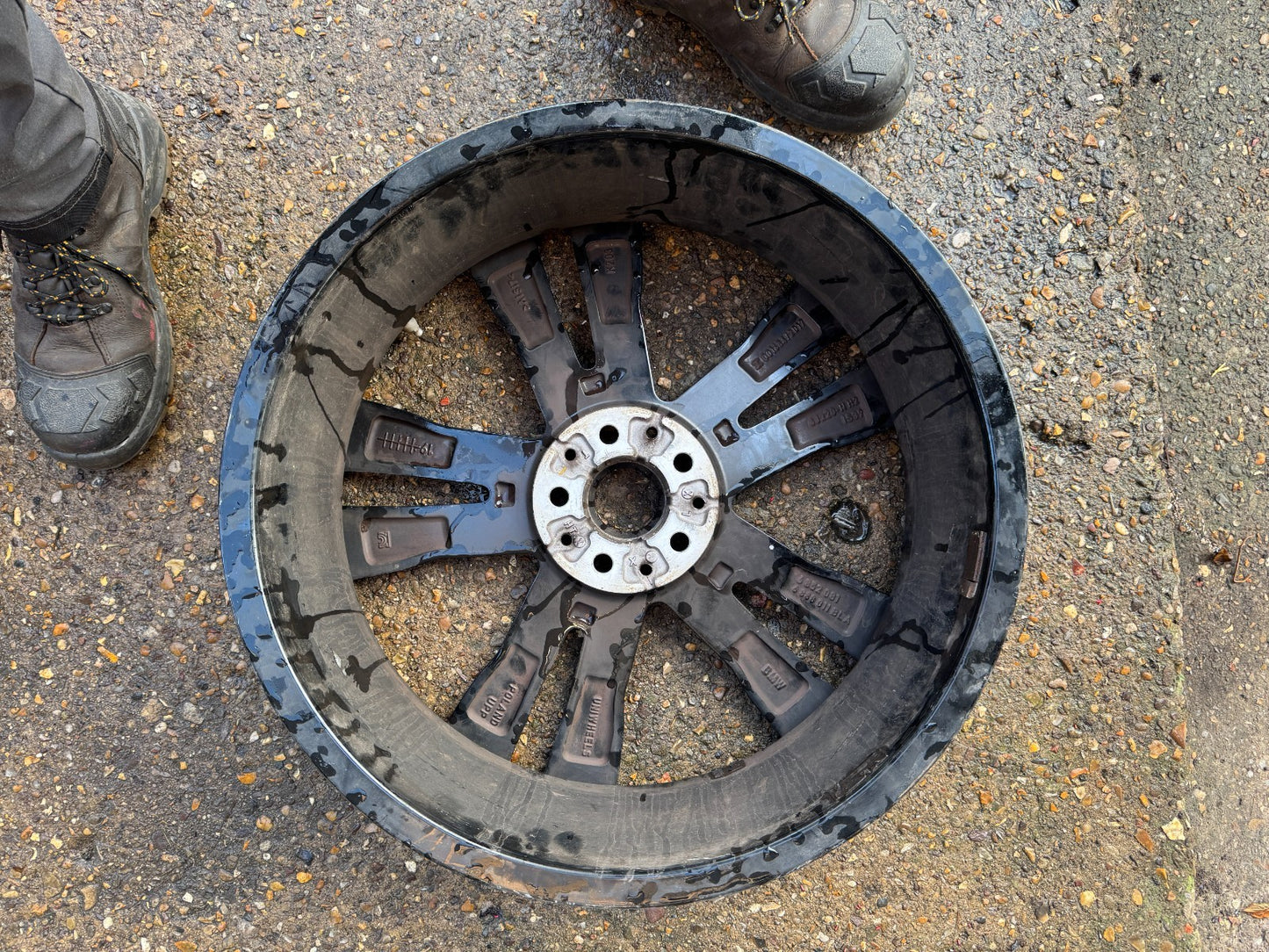 BMW I3s 431M ALLOY WHEEL 20" 6J 6888011 BADLY DEEPLY SCRATCHED