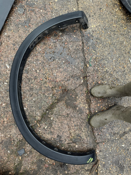 FORD RANGER T9 Front LEFT Fender Arch Trim  GENUINE N1WB-16A075-