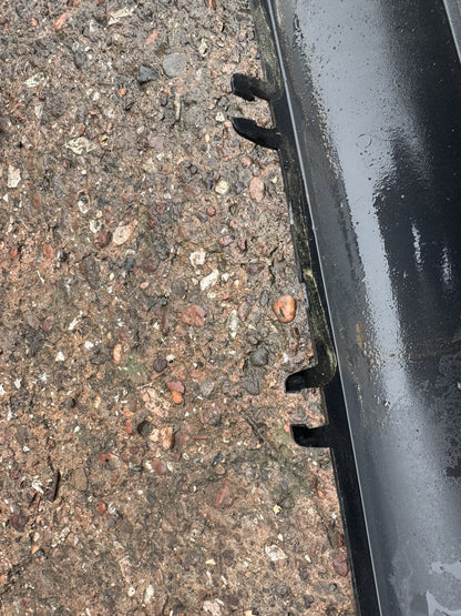 2025 Land Rover Defender front bumper upper grill L663 Genuine L8B2-17820-A