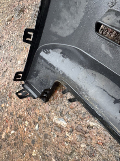 2025 Land Rover Defender front bumper upper grill L663 Genuine L8B2-17820-A