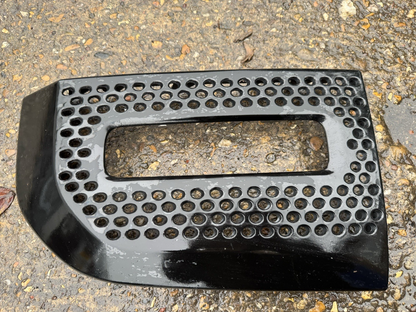 LAND ROVER DEFENDER FRONT BUMPER Lower RH GRILL L663 GENUINE L8B2-15B216-A