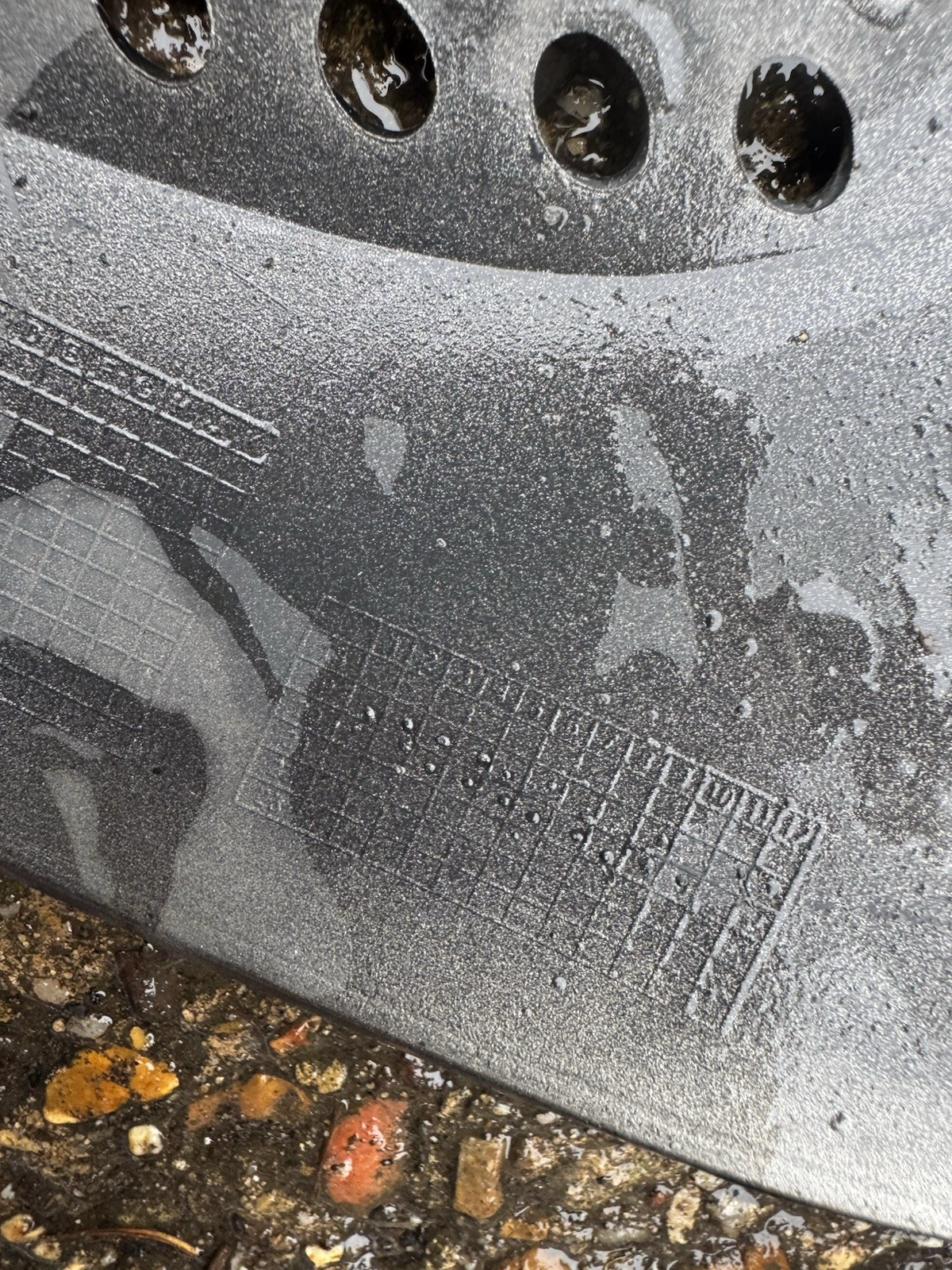 LAND ROVER DEFENDER FRONT BUMPER Lower RH GRILL L663 GENUINE L8B2-15B216-A