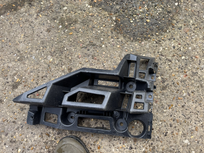 2019 PEUGEOT 3008 DRIVER SIDE REAR BUMPER BRACKET GUIDE 9810591580 OEM