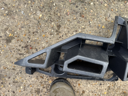 2019 PEUGEOT 3008 DRIVER SIDE REAR BUMPER BRACKET GUIDE 9810591580 OEM