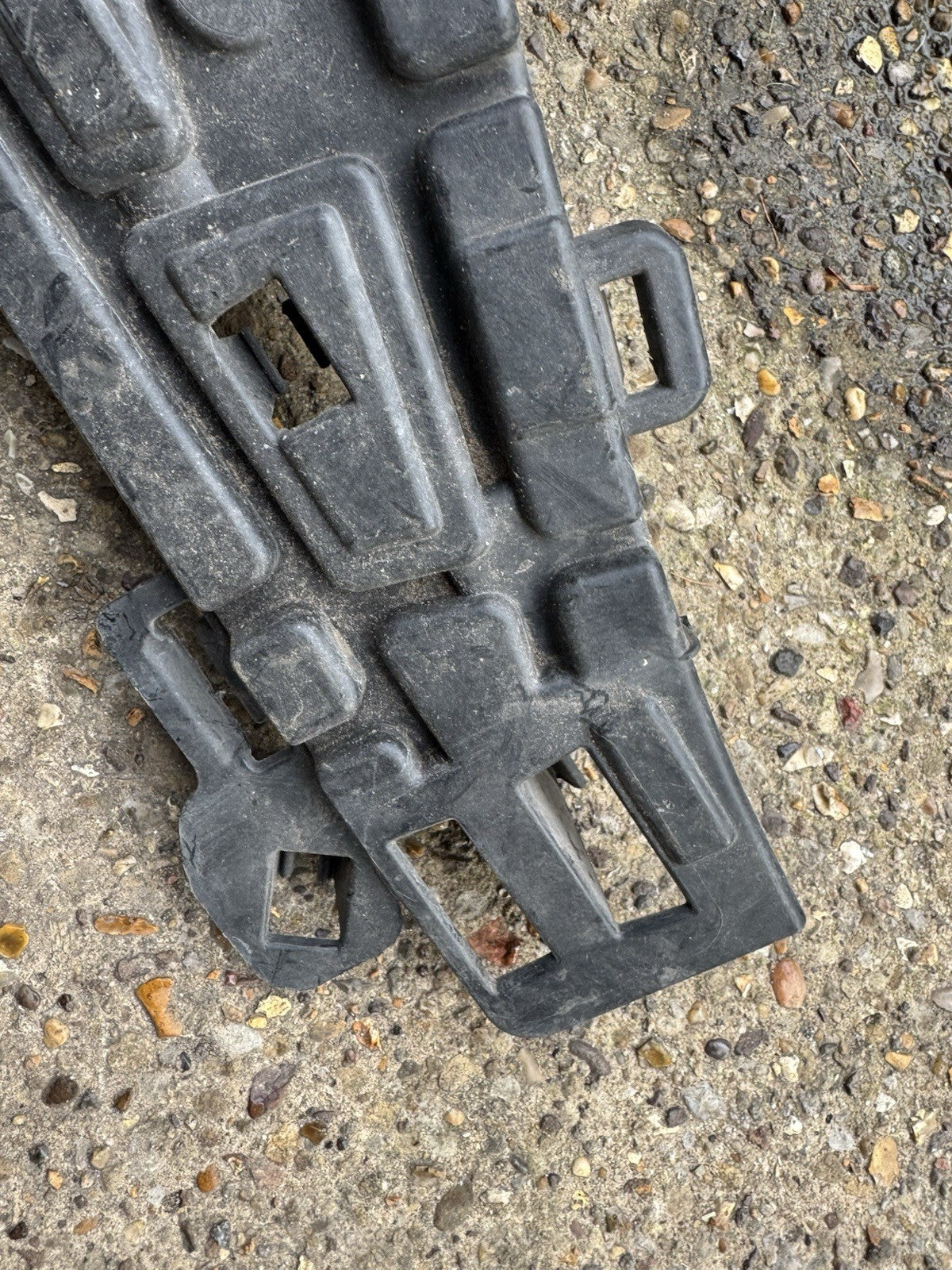 Volvo Right Headlight washer nozzle holder 32227397 GENUINE