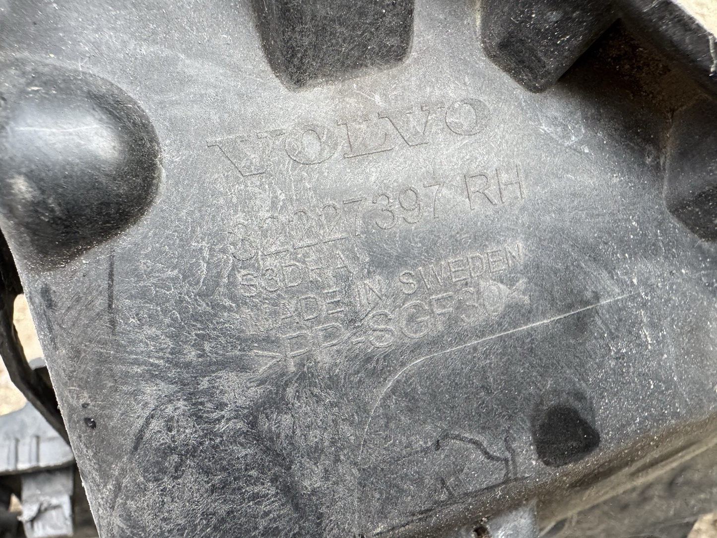 Volvo Right Headlight washer nozzle holder 32227397 GENUINE