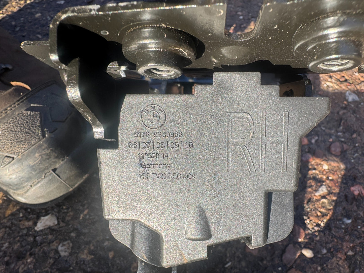 Bmw 5 g60 g61 g90 g99 headlight mount bracket reinforcement headlight front righ