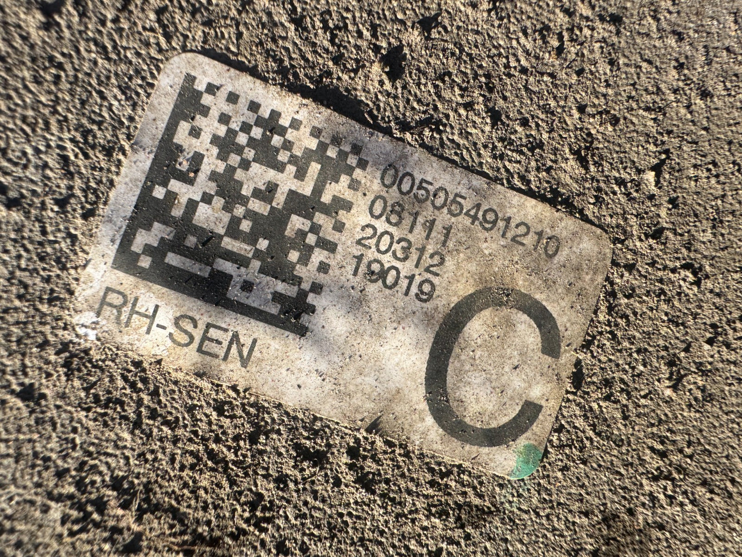 wishbone rear right Grecale / Alfa Romeo STELVIO 12.16- ARM Bottom 21039373