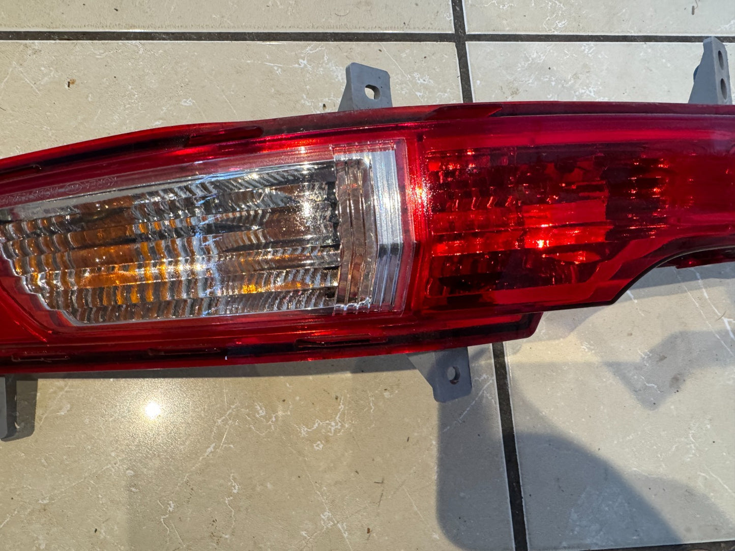 KIA Sportage 2014 Rear right rear bumper light 924063U3