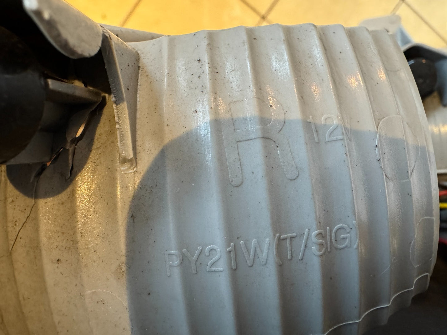 KIA Sportage 2014 Rear right rear bumper light 924063U3