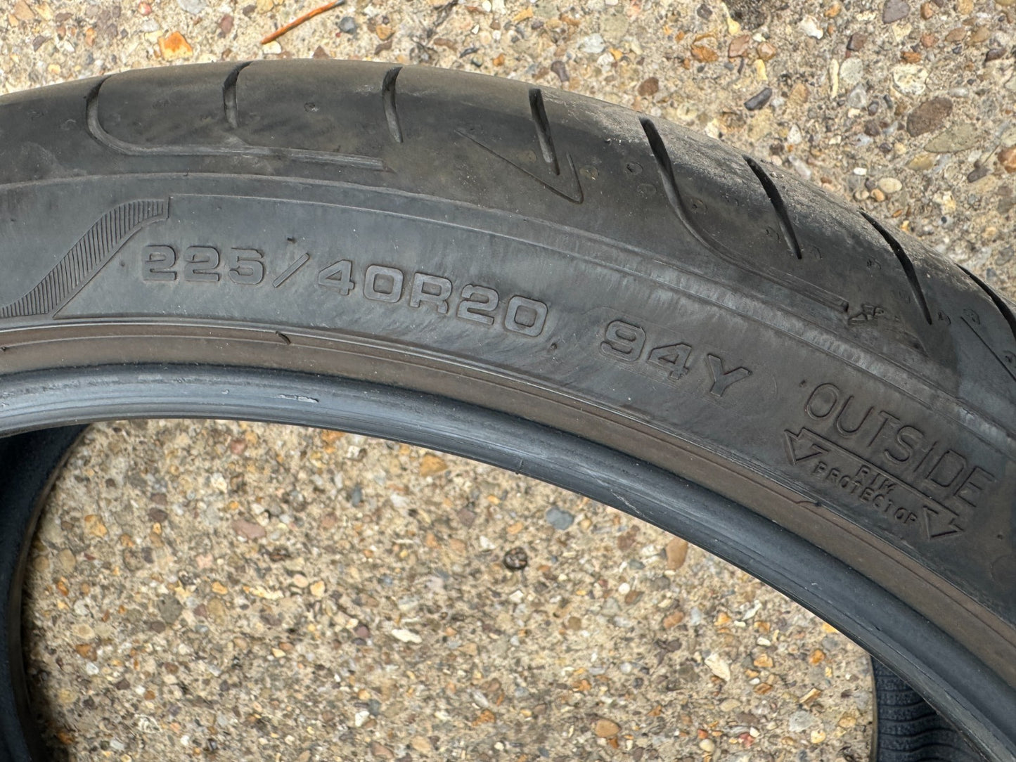 Goodyear Eagle F1 Asymmetric 3 RUNFLAT 225/40/20 225 40 20 94Y XL 5MM NO REPAIRS