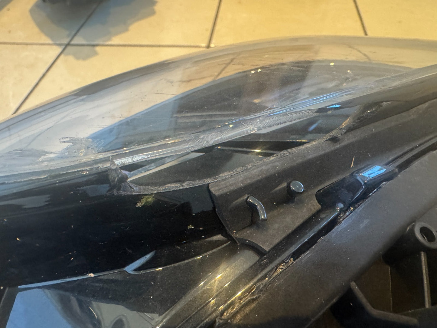 2025 SEAT CUPRA LEON LED FRONT LEFT HEADLIGHT 5FC941007K DAMAGED