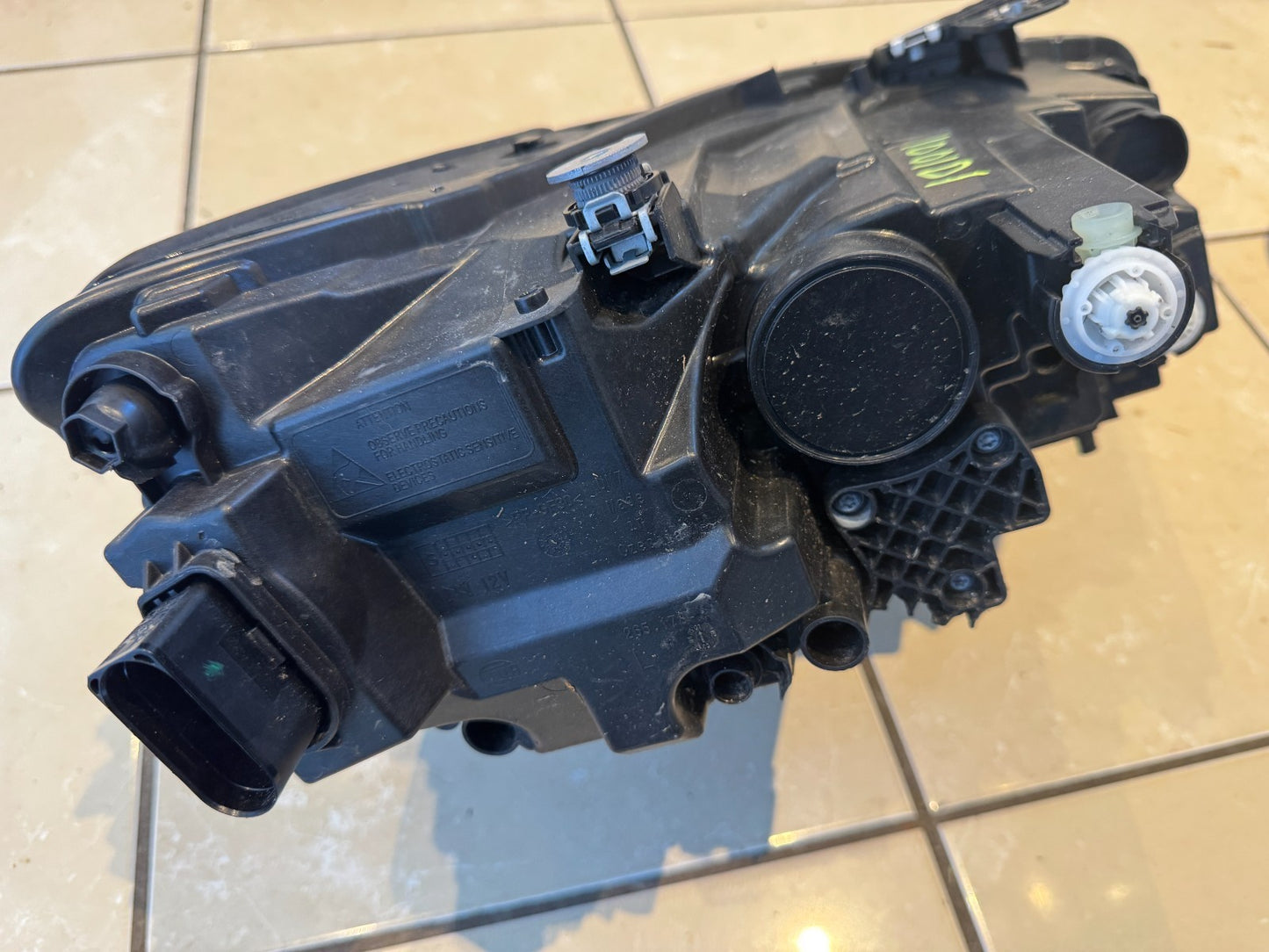 2025 SEAT CUPRA LEON LED FRONT LEFT HEADLIGHT 5FC941007K DAMAGED