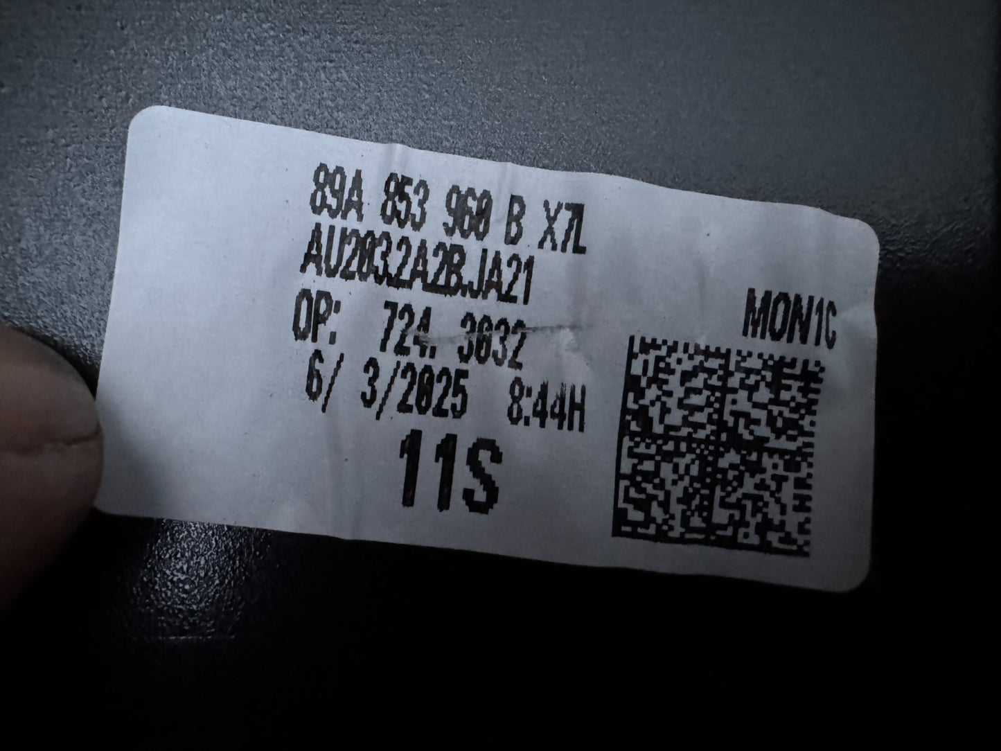 2025 AUDI Q4 E TRON RIGHT FRONT DOOR MOULDING 2022 TO 2025 89A853960A