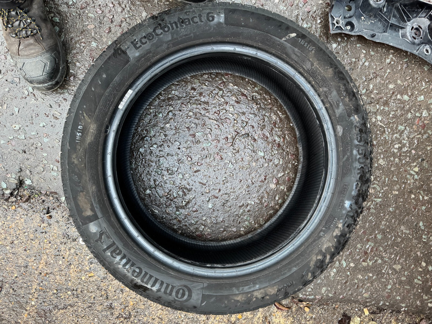 215/50/17 95V Continental Eco Contact 6 XL Dot 4823 6mm 215 50 17 2023 tyre!