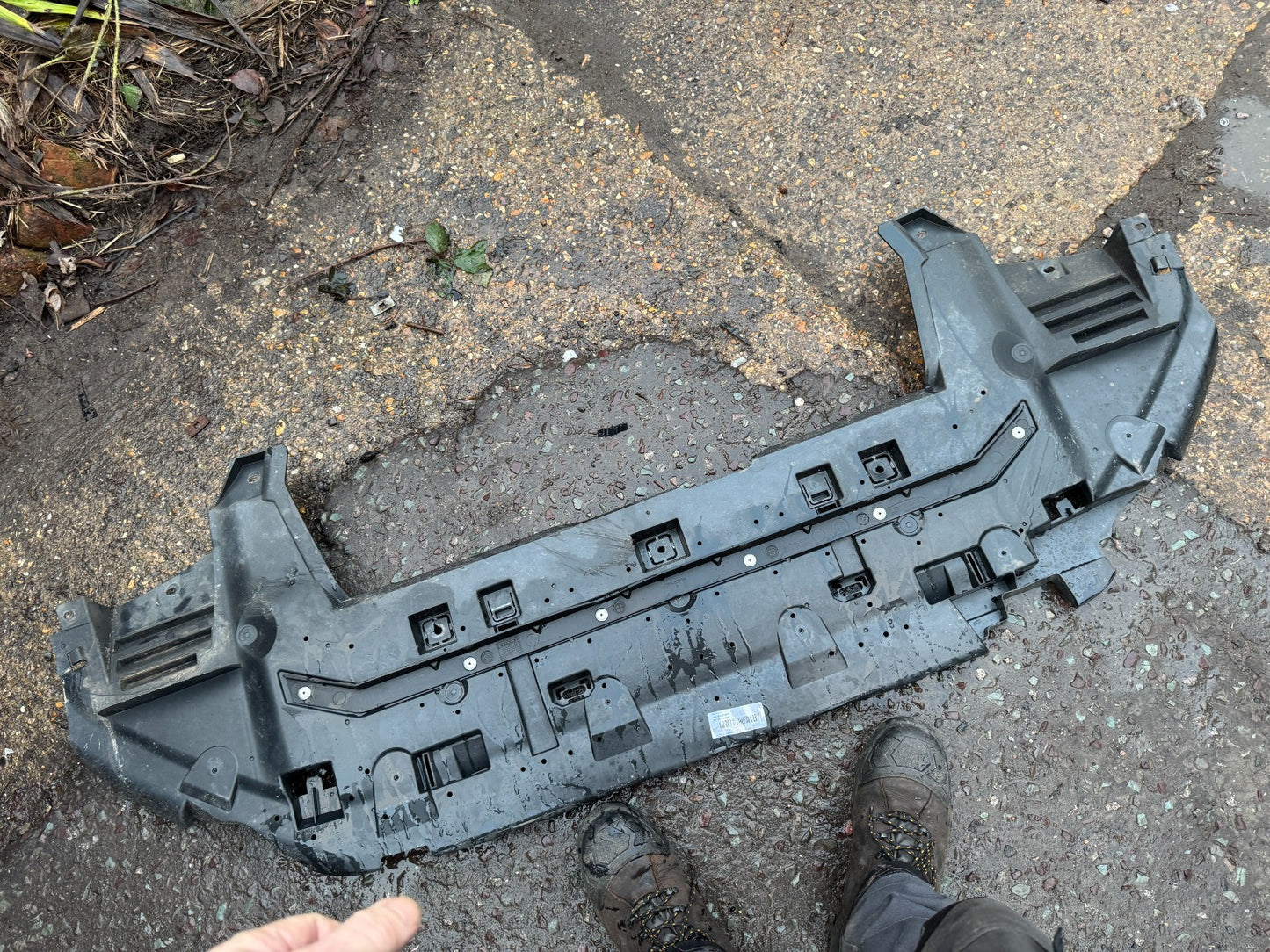 Peugeot Traveller 2023-on Front Bumper Undertray 9849414880 Genuine. U1