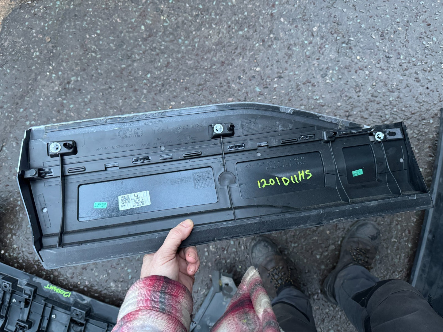 2025 Audi Q4 E-Tron S Line Rear Right Moulding 89A853970B 89A853978B