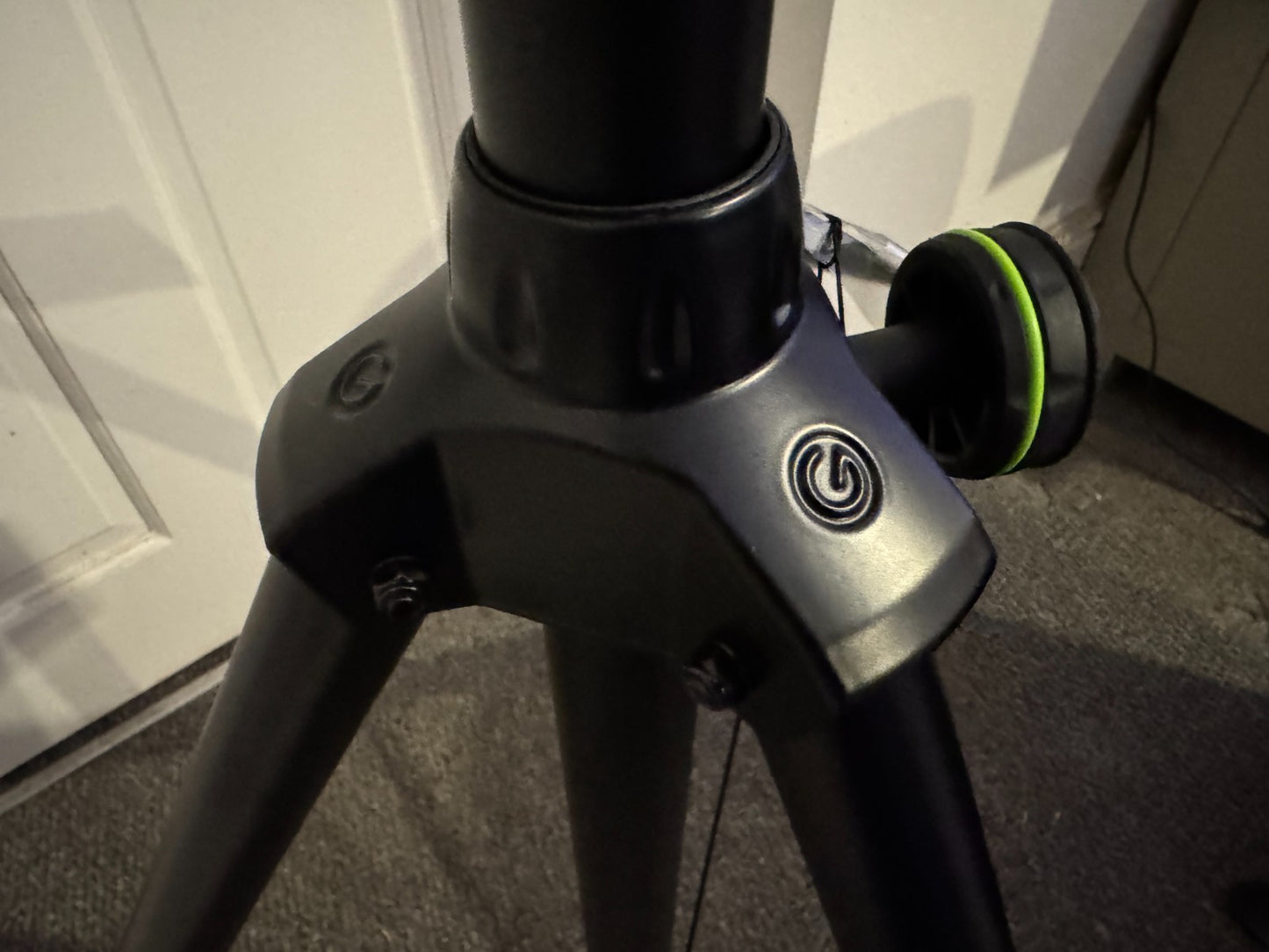 PA Speaker Stand Adjustable Tripod – Portable Pro Audio DJ Loudspeaker Stand