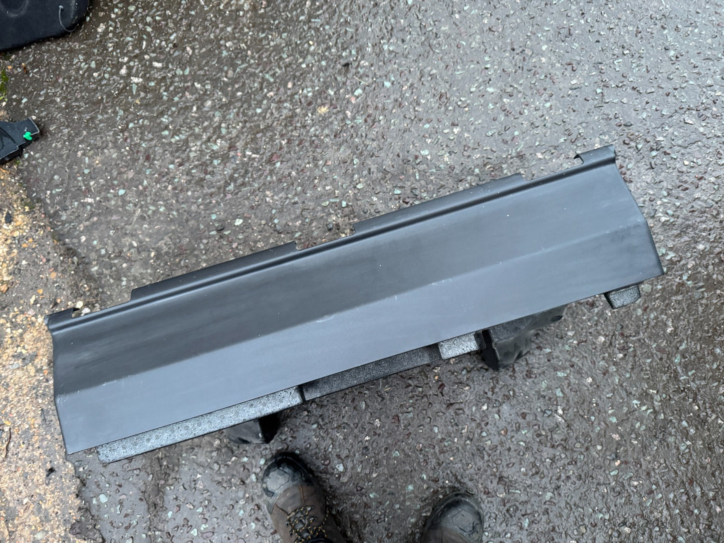 LAND ROVER DISCOVERY SPORT P300E SPARE WHEEL BOOT TRUNK REAR FOAM LK7219G381AA