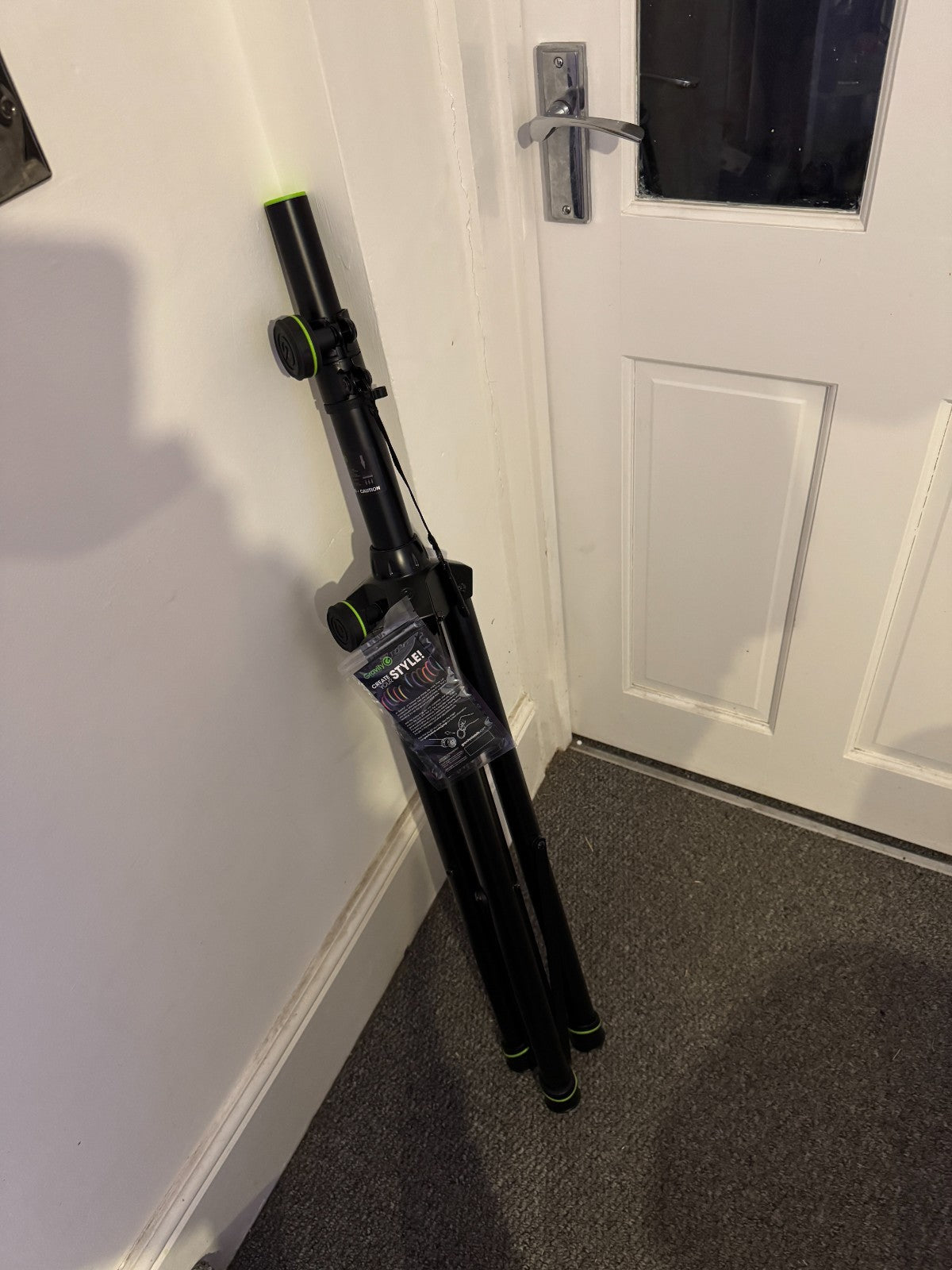 PA Speaker Stand Adjustable Tripod – Portable Pro Audio DJ Loudspeaker Stand