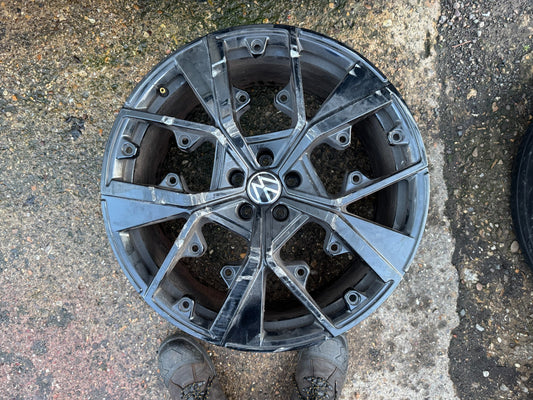 Vw Touareg R-Line 2024 MK3 FL Leeds 21" Alloy Wheel 760601025AJ