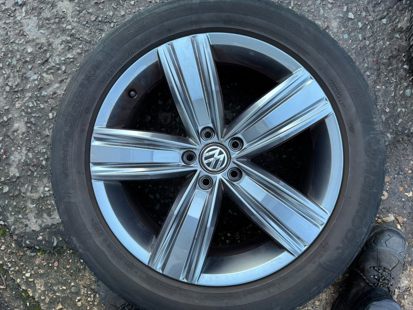 VW TIGUAN ALLSPACE 19 INCH VICTORIA ALLOY WHEEL FITS 2018 TO 2025 5NN601025C