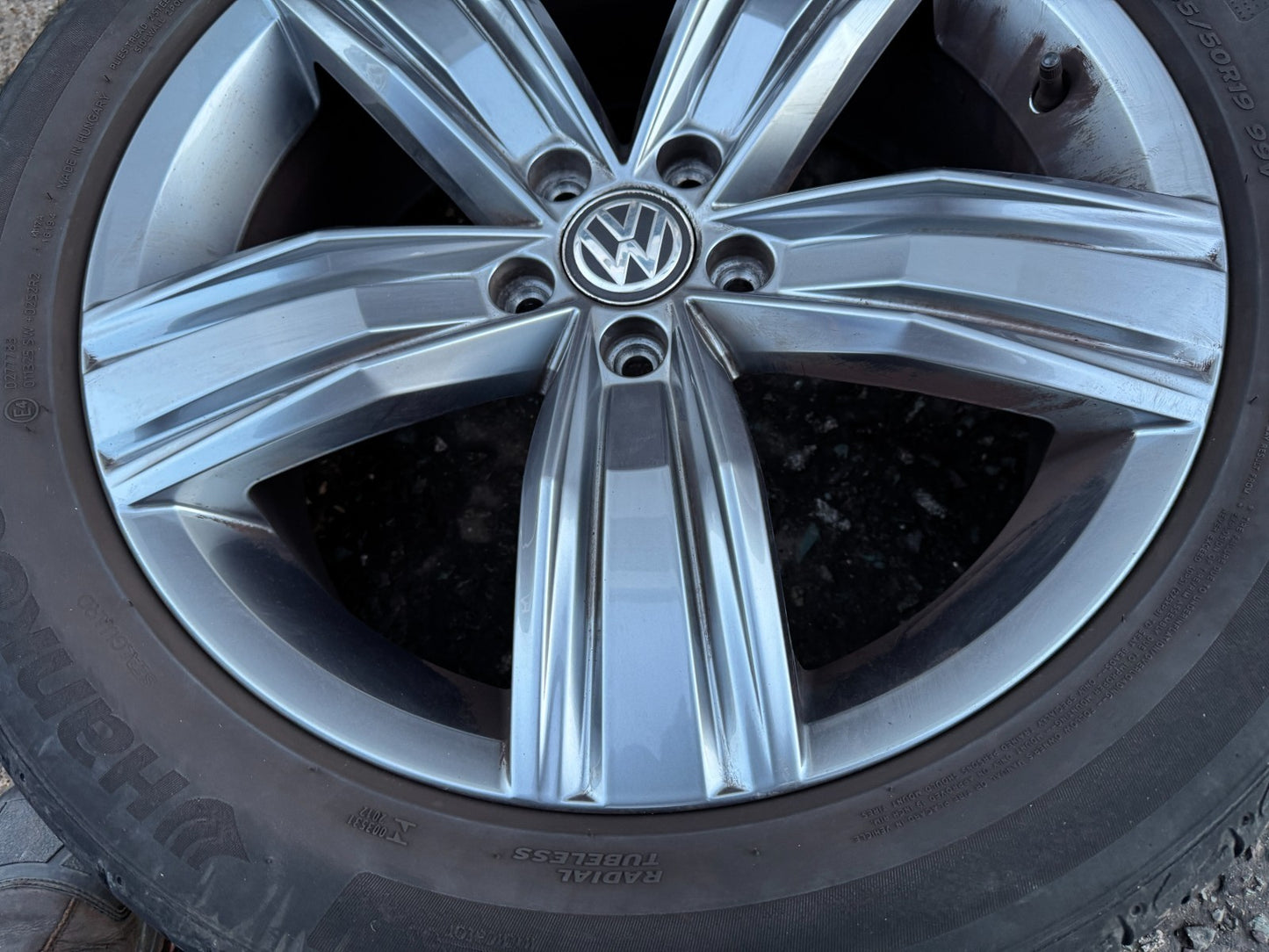 VW TIGUAN ALLSPACE 19 INCH VICTORIA ALLOY WHEEL FITS 2018 TO 2025 5NN601025C
