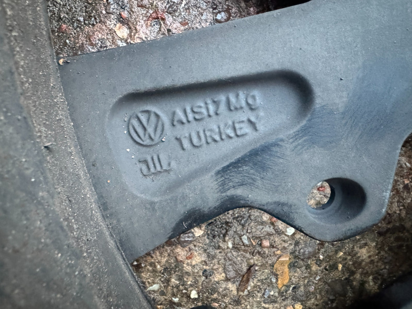 Vw Touareg R-Line 2024 MK3 FL Leeds 21" Alloy Wheel 760601025AJ