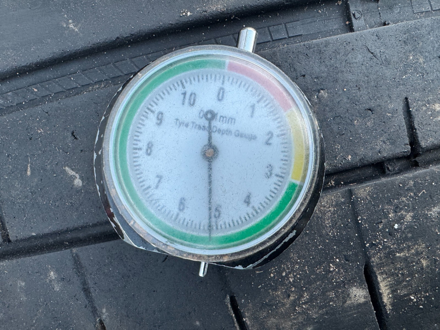 285/40/21 109Y AO Goodyear Eagle F1 Asymmetric 3 5mm+ LATE 2025 no repairs tyre