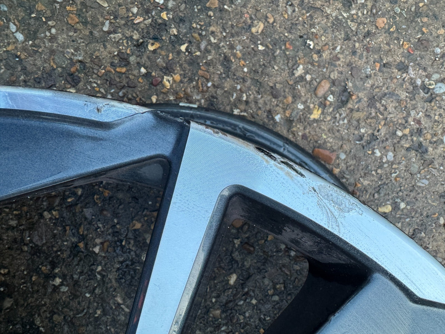 Nissan Qashqai 19"x7.5J Alloy Wheel Diamond Cut AC43H6UA3A 2021-24