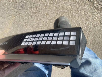 2022 2023 HYUNDAI IONIQ 5 CENTER REAR TAIL LIGHT OEM USED