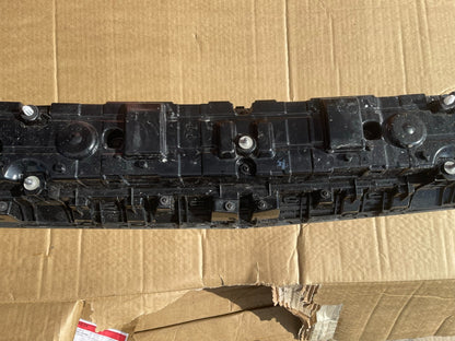 2022 2023 HYUNDAI IONIQ 5 CENTER REAR TAIL LIGHT OEM USED