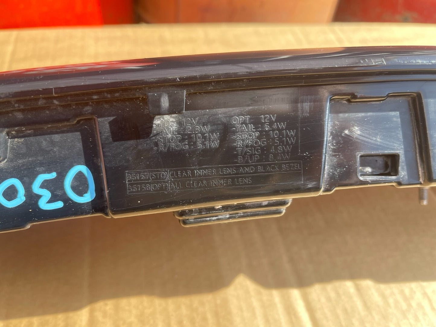 2022 2023 HYUNDAI IONIQ 5 CENTER REAR TAIL LIGHT OEM USED