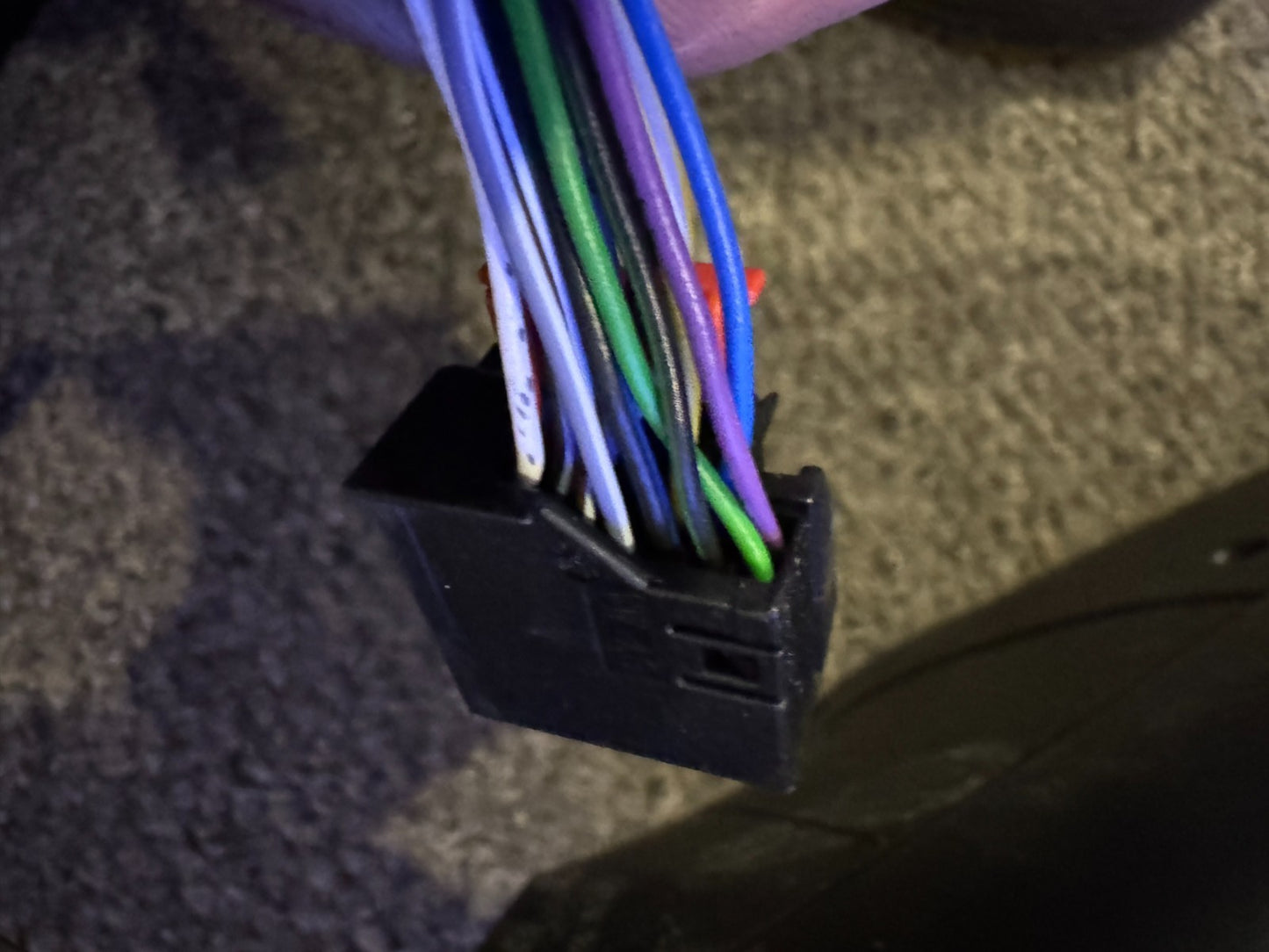 2025 AUDI Q4 E-TRON RIGHT WING DOOR MIRROR GREY POWER FOLD  89C857502F Damaged