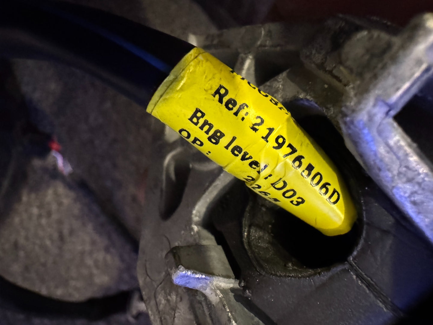 2025 AUDI Q4 E-TRON RIGHT WING DOOR MIRROR GREY POWER FOLD  89C857502F Damaged