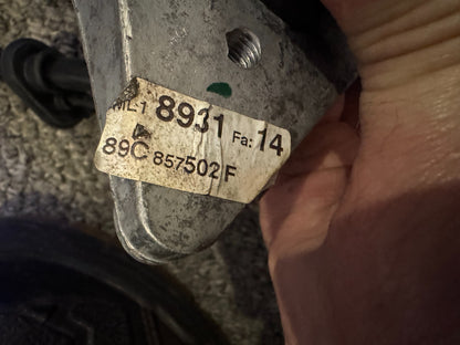 2025 AUDI Q4 E-TRON RIGHT WING DOOR MIRROR GREY POWER FOLD  89C857502F Damaged