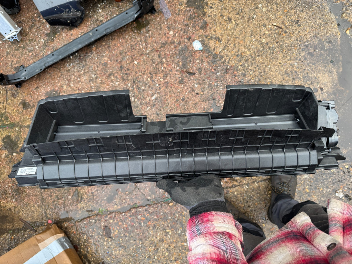 HYUNDAI KONA SX2 Radiator Active Air Intake Channel HF869-69100