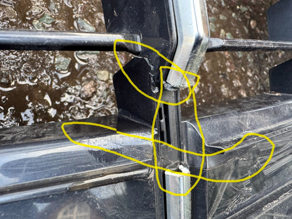 AUDI Q3 S-LINE 2018-2023 GENUINE FRONT BUMPER GRILLE DAMAGED 83A853651B