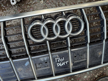 AUDI Q3 S-LINE 2018-2023 GENUINE FRONT BUMPER GRILLE DAMAGED 83A853651B