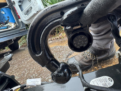 2023 LAND ROVER DISCOVERY 5 REAR ELECTRIC TOW BAR A50-X P/N MY4M-17K817-BB