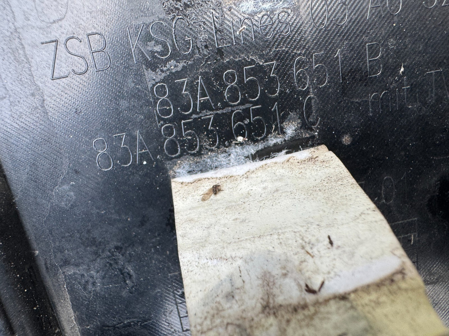 AUDI Q3 S-LINE 2018-2023 GENUINE FRONT BUMPER GRILLE DAMAGED 83A853651B