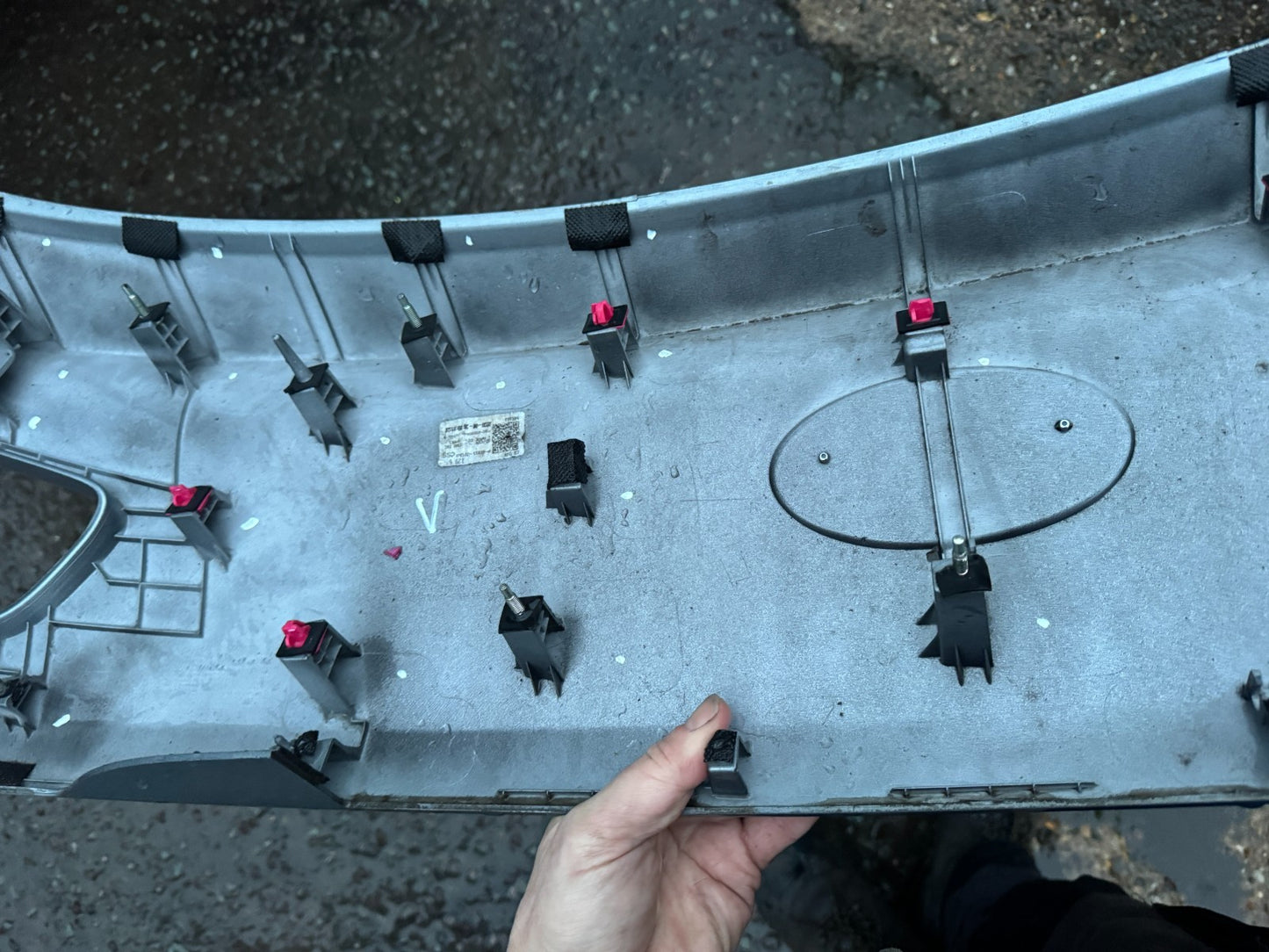 KIA XCEED 2020-ON REAR TAILGATE TRIM 87311-J7CA0