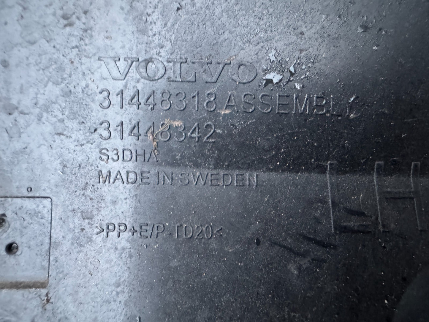 2023 VOLVO XC40 DOOR MOULDING 17 ON TRIM REAR LEFT GENUINE 31448318