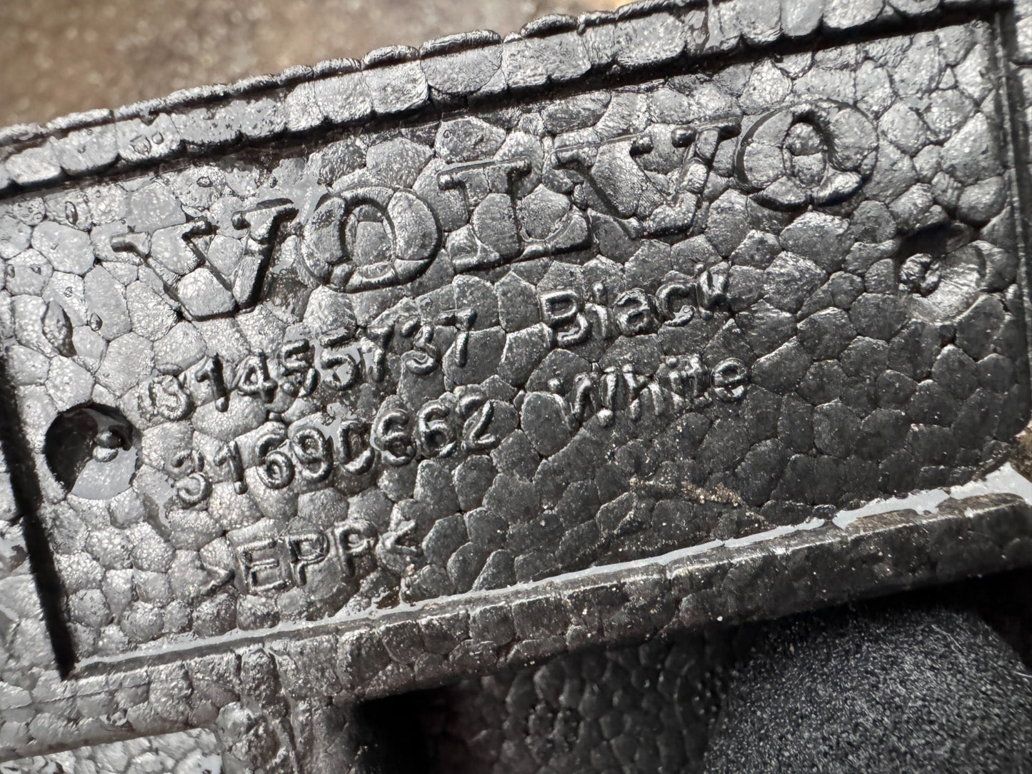 GENUINE 31455737 Volvo V60 S60 2018-2024 Front Bumper Shock Absorber Foam Black